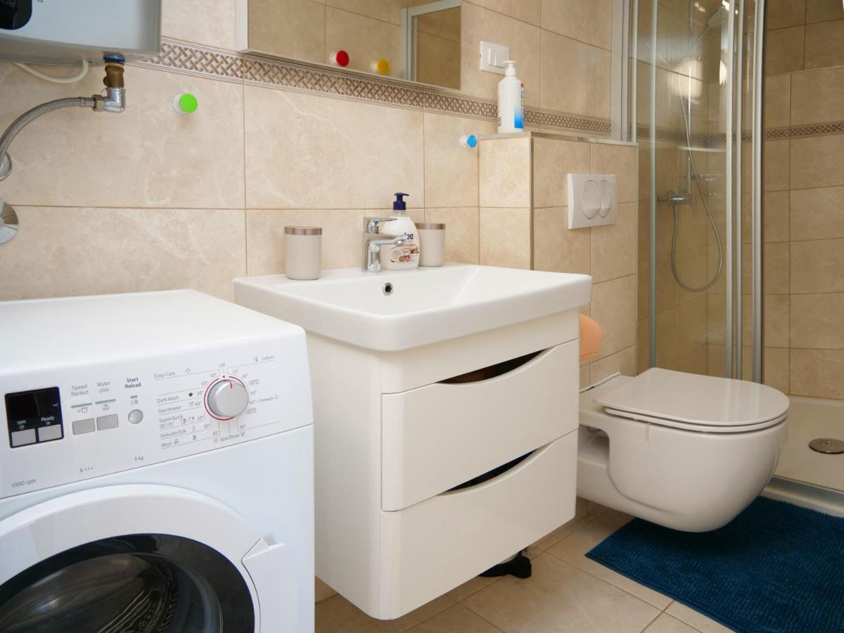 Apartmani Smilja Primošten Exteriör bild