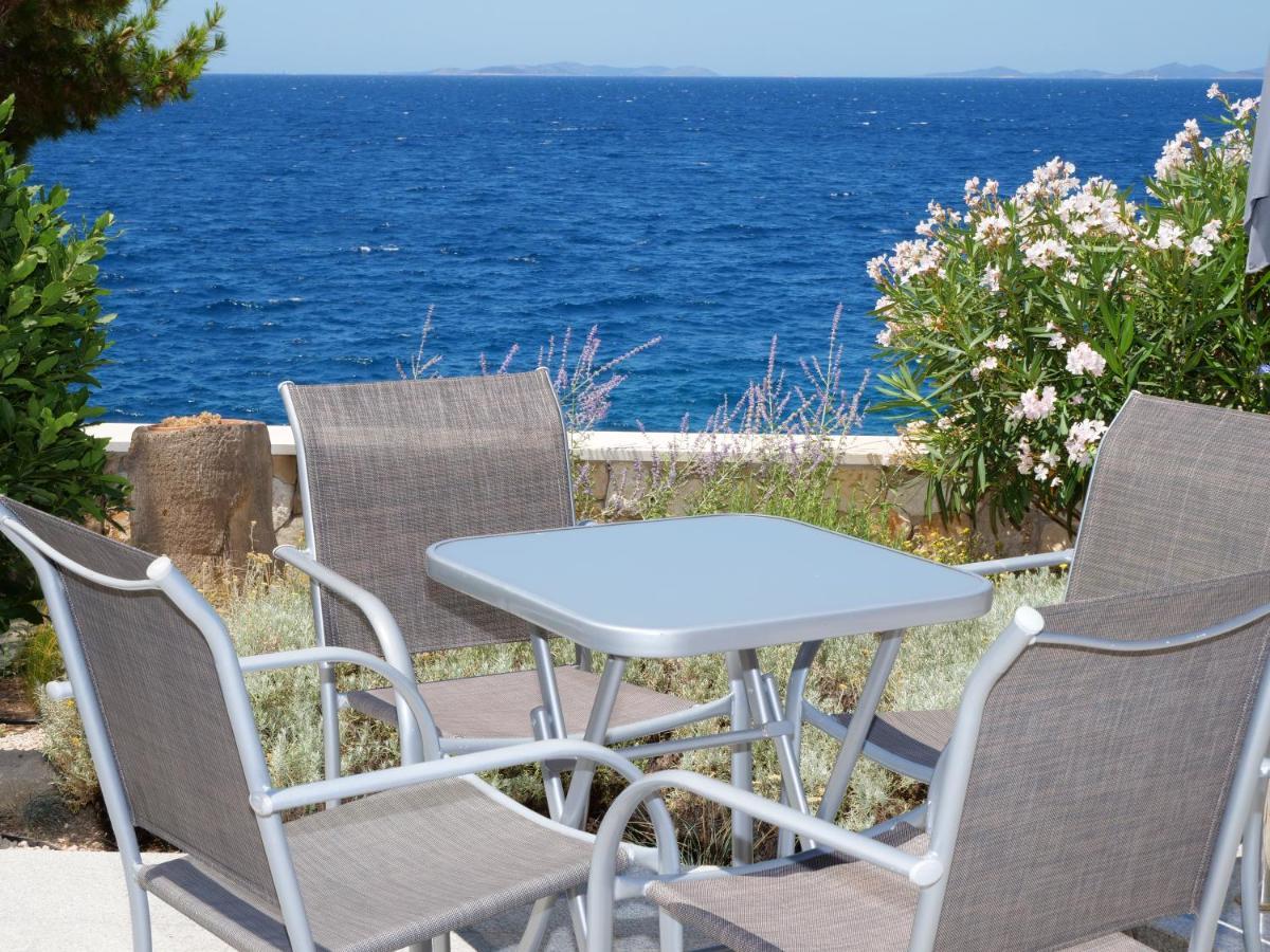 Apartmani Smilja Primošten Exteriör bild